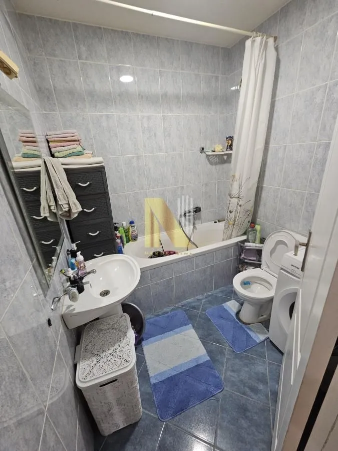 Sale, house, 242m², Lipov gaj, Novi Sad Sve Podlokacije