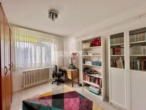 Sale, three bedroom apartment, 78m², Šumice, Beograd - image 1