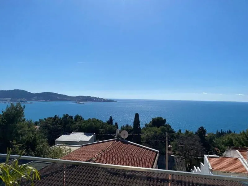Sale, house, 300m², Šušanj, Bar
