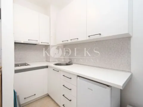 Rent, studio apartment, 24m², Stari Aerodrom, Podgorica - image 3