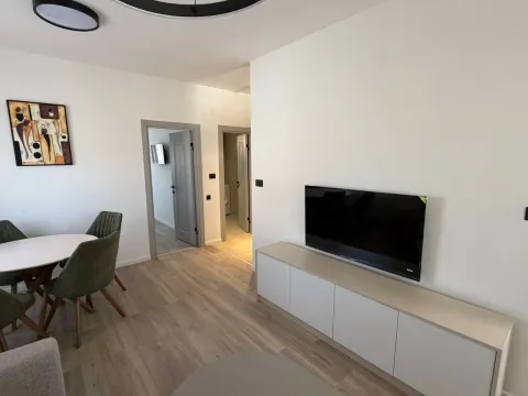 Izdavanje, jednosoban stan, 45m², Zabjelo, Podgorica - image 1