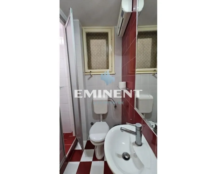 Rent, two bedroom apartment, 61m², Stari Grad, Beograd