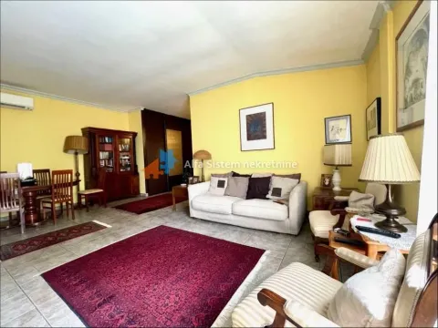 Sale, two bedroom apartment, 67m², Slavija, Vračar Sve Podlokacije - image 8