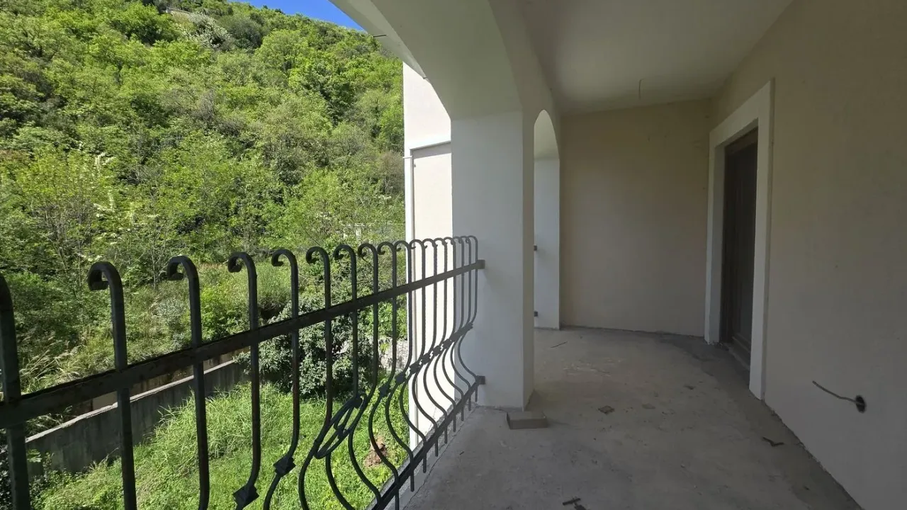 Sale, house, 333m², Bečići, Budva