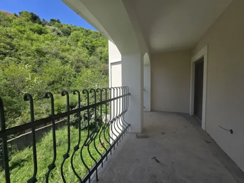Sale, house, 333m², Bečići, Budva