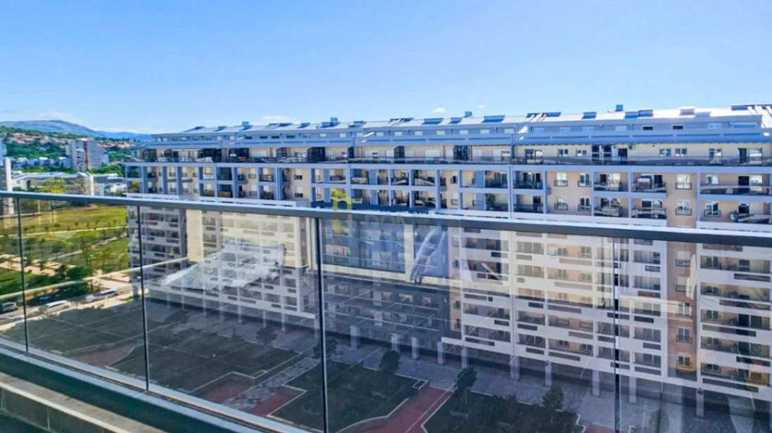 Rent, two bedroom apartment, 90m², Master Kvart, Podgorica