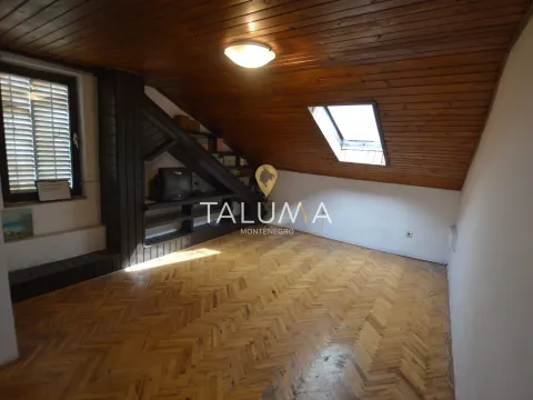 Prodaja, trosoban stan, 90m², Centar, Podgorica - image 3