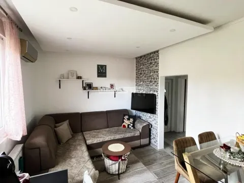 Sale, two bedroom apartment, 60m², Pančevo, Srbija