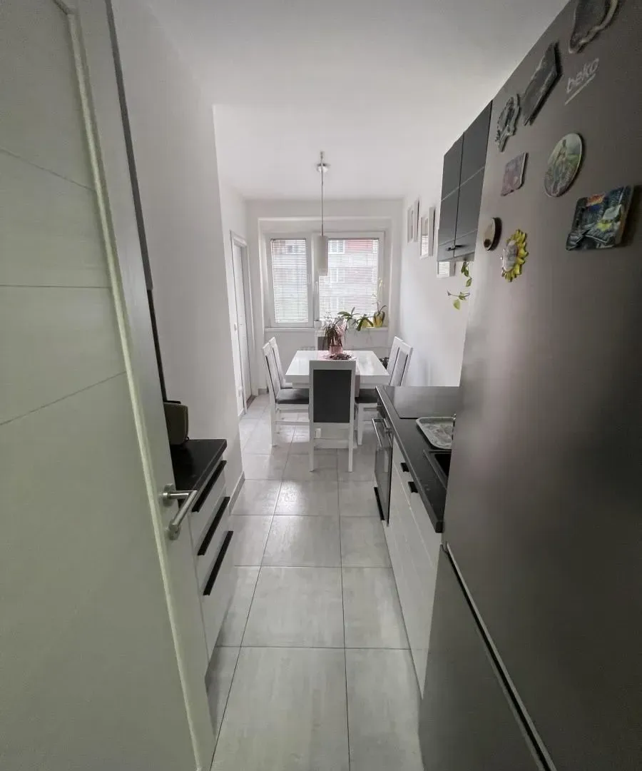 Prodaja, dvosoban stan, 54m², Železnička Stanica, Novi Sad Sve Podlokacije