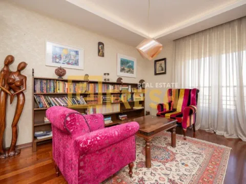 Izdavanje, jednosoban stan, 100m², Preko Morače, Podgorica