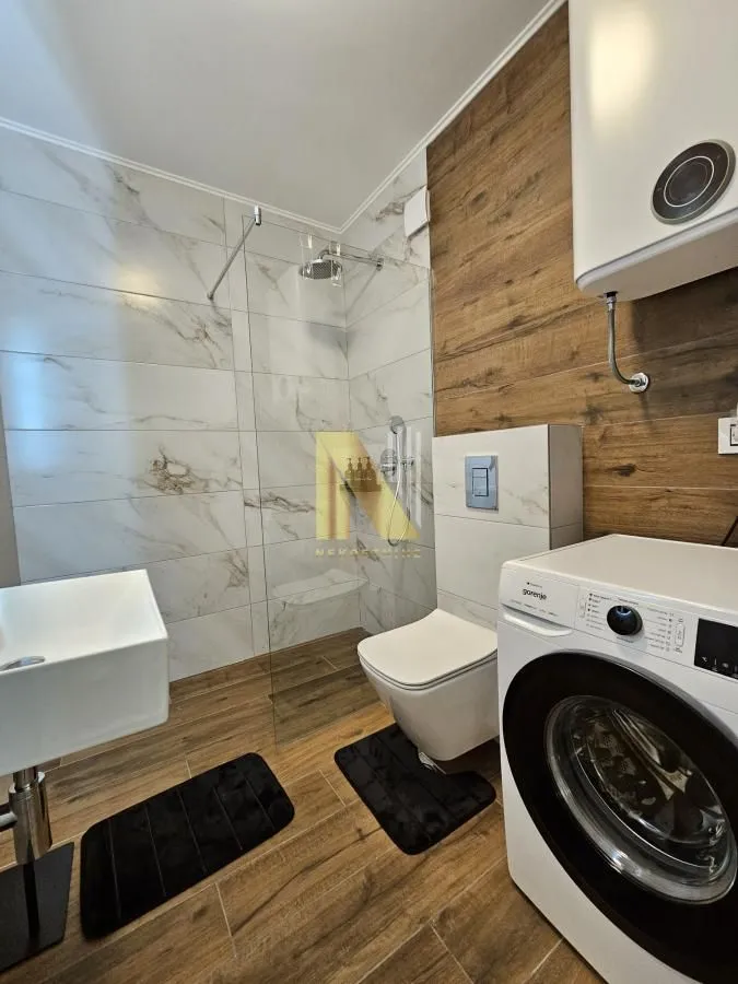 Izdavanje, jednosoban stan, 40m², Sajmište, Novi Sad