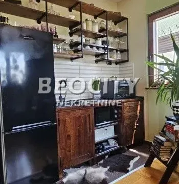 Prodaja, jednosoban stan, 31m², Centar, Zlatibor - image 3