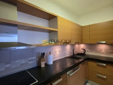 Izdavanje, trosoban stan, 85m², Stari Grad, Beograd - image 8