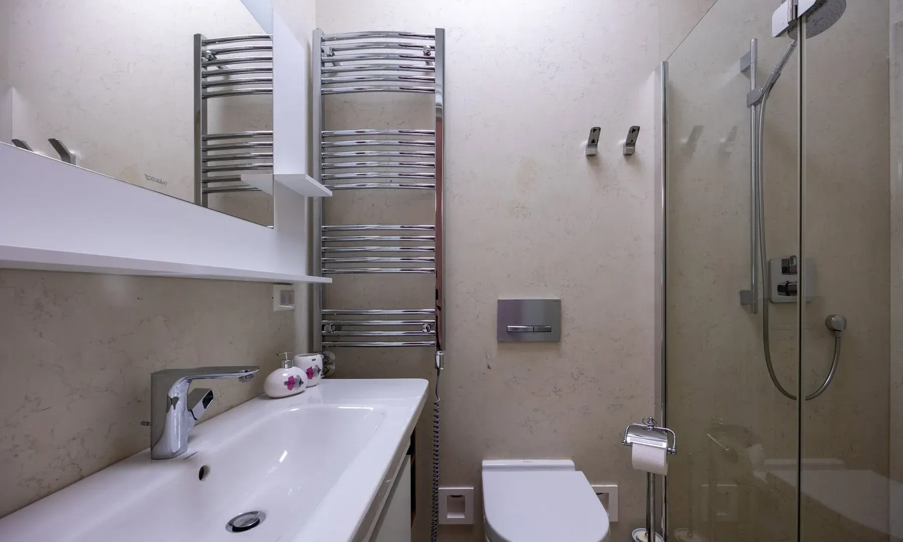 Rent, house, 587m², Dobrota, Kotor
