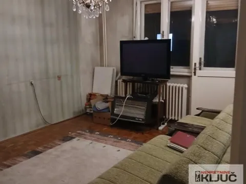 Prodaja, dvosoban stan, 53m², Sajmište, Novi Sad - image 1