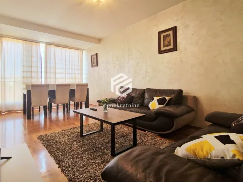 Rent, two bedroom apartment, 67m², Stara Varoš, Podgorica - image 2