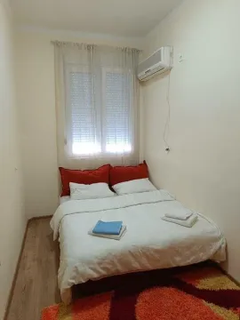 Rent, two bedroom apartment, 75m², Centar, Podgorica - image 2