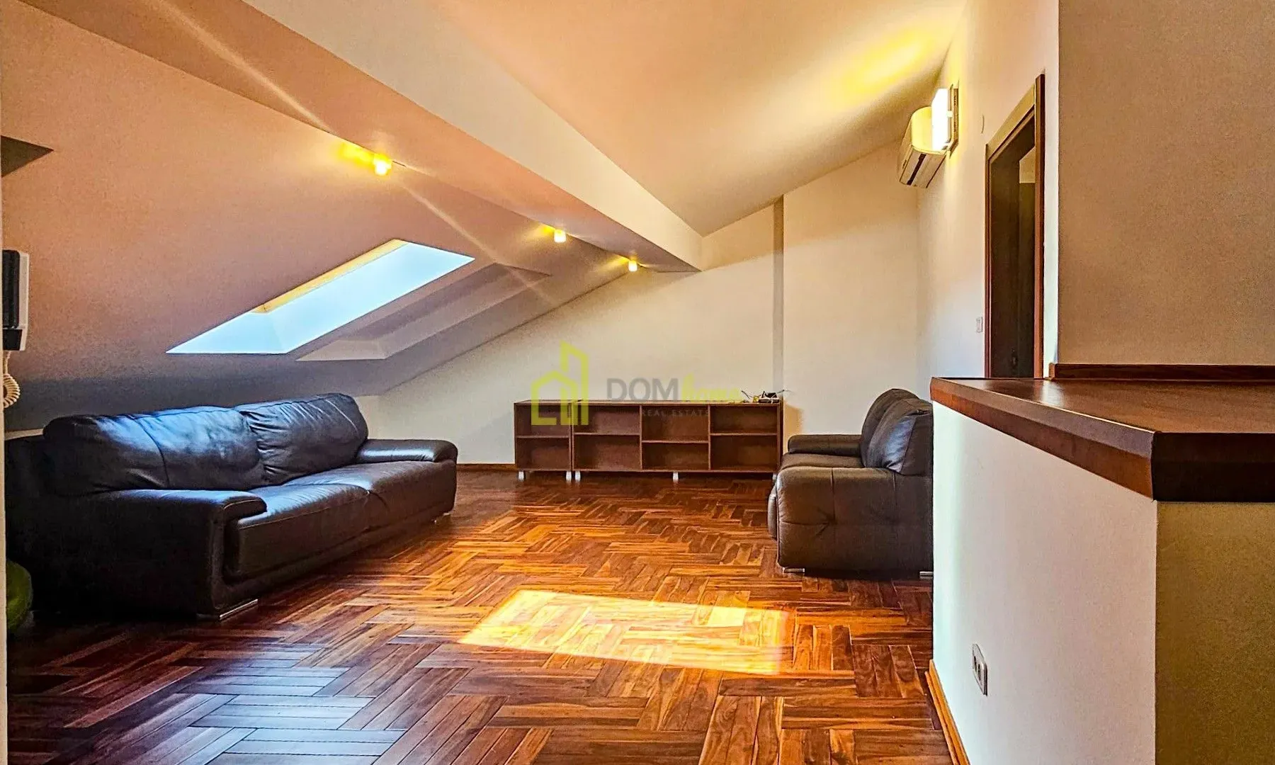 Sale, five bedroom apartment, 175m², Gorica C, Podgorica