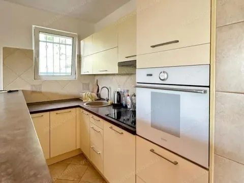 Prodaja, trosoban stan, 90m², Petrovac, Budva - image 4