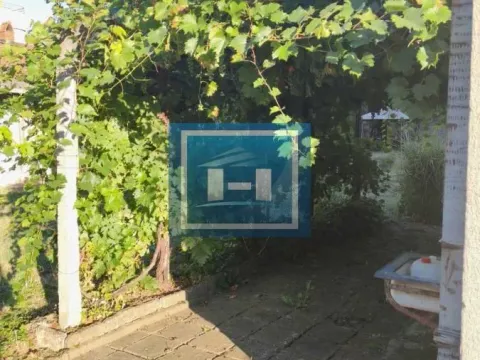 Prodaja, kuća, 136m², Kajsijar, Jagodina - image 38