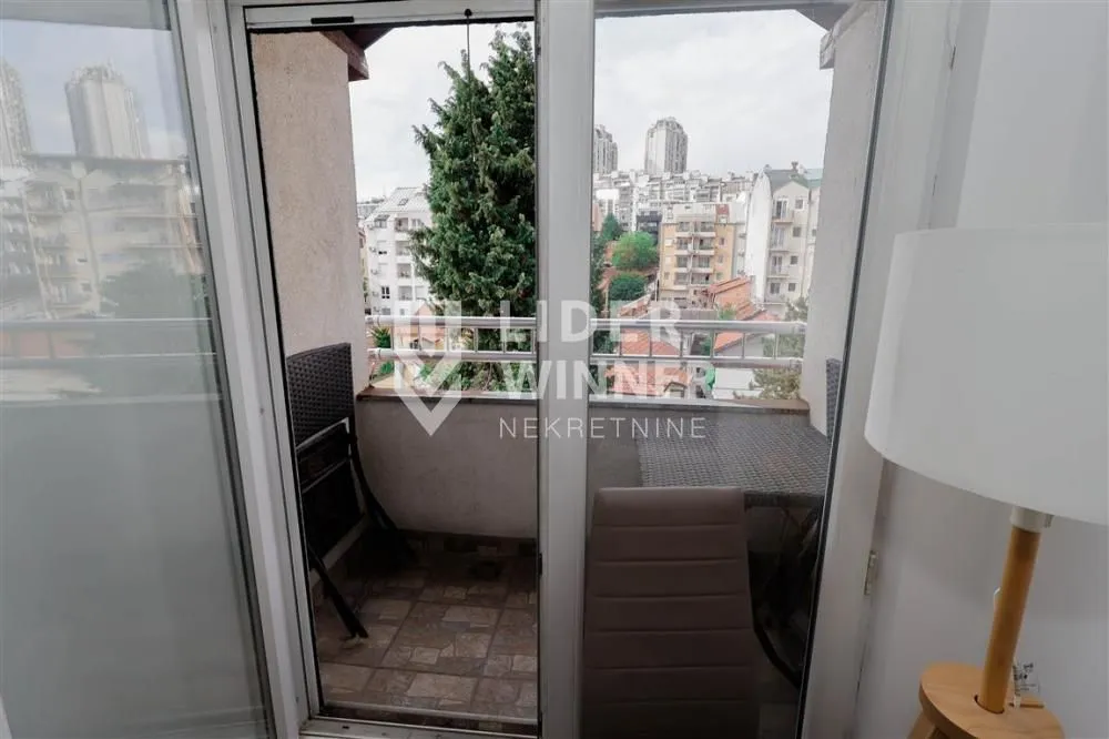 Sale, two bedroom apartment, 40m², Južni Bulevar, Vračar Sve Podlokacije