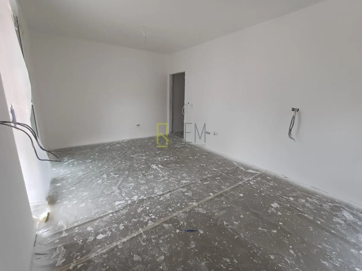 Prodaja, jednosoban stan, 55m², Momišići, Podgorica