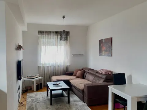 Prodaja, jednosoban stan, 49m², Zabjelo, Podgorica - image 1
