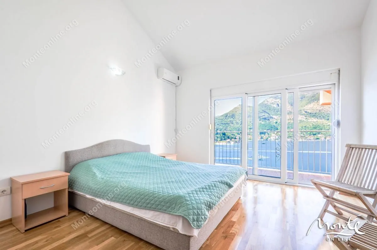 Prodaja, kuća, 148m², Lepetani, Tivat