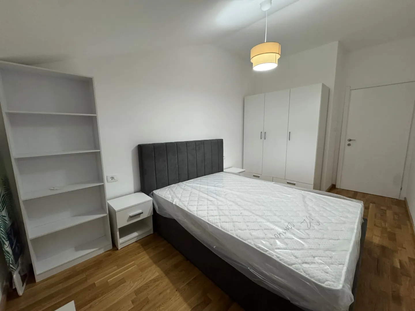 Izdavanje, jednosoban stan, 37m², Zagorič, Podgorica