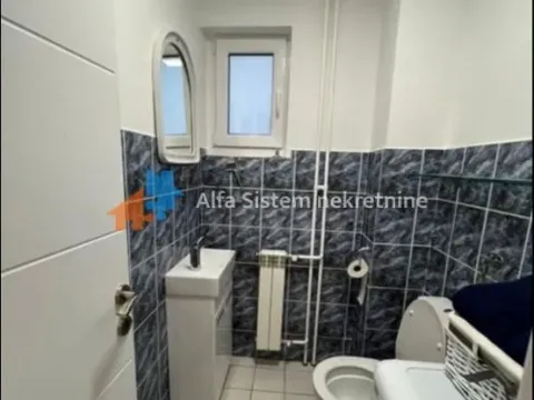 Izdavanje, četvorosoban stan, 120m², Savski Venac, Beograd - image 18