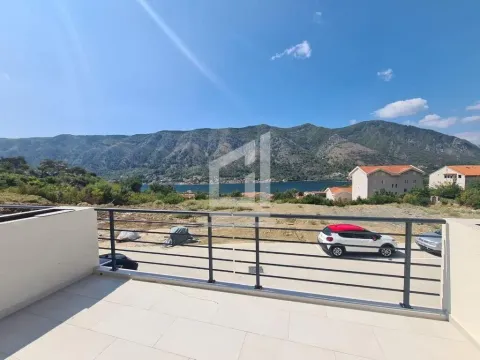 Prodaja, jednosoban stan, 29m², Dobrota, Kotor - image 24