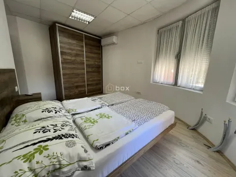 Prodaja, kuća, 174m², Centar, Niš - image 9