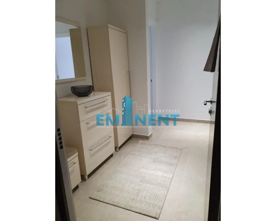 Rent, four bedroom apartment, 100m², Novi Beograd Blok 65, Novi Beograd Sve Podlokacije