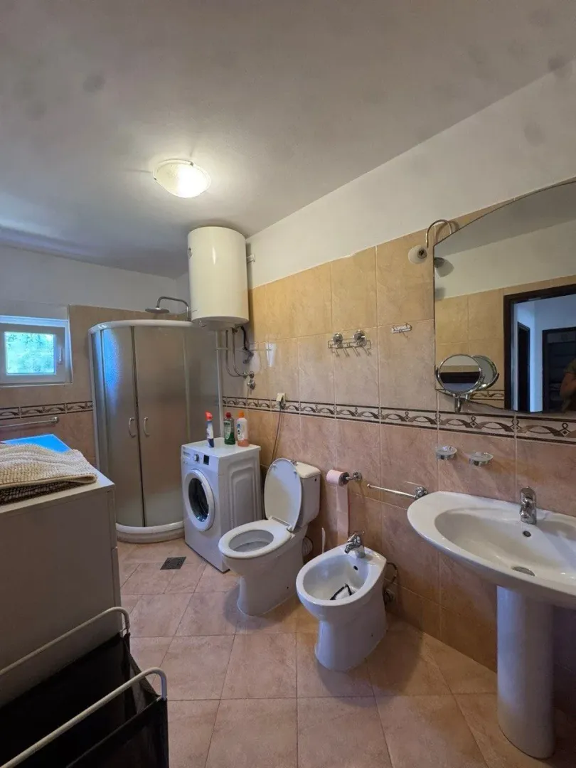 Rent, two bedroom apartment, 80m², Tivat, Crna Gora