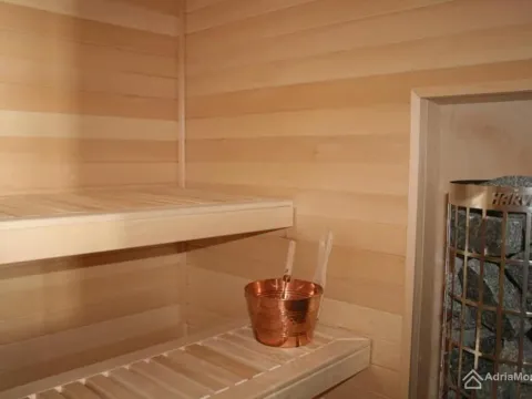 Prodaja, kuća, 330m², Utjeha, Bar - image 9