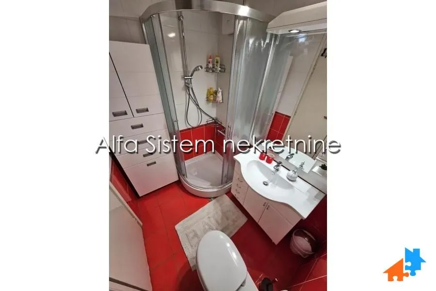 Rent, three bedroom apartment, 87m², Slavija, Vračar Sve Podlokacije