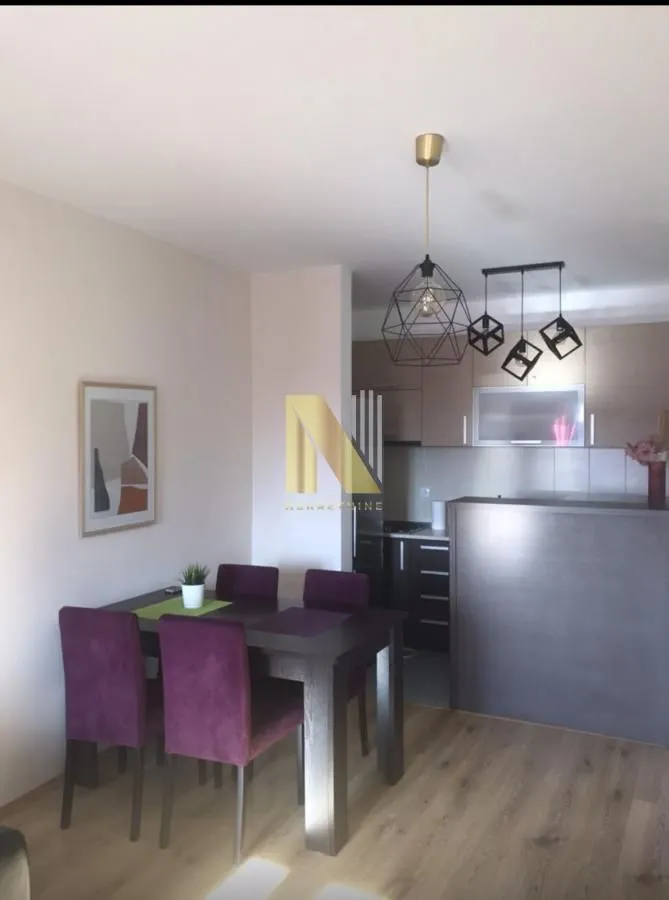 Izdavanje, dvosoban stan, 61m², Bulevar Oslobodjenja, Novi Sad Sve Podlokacije