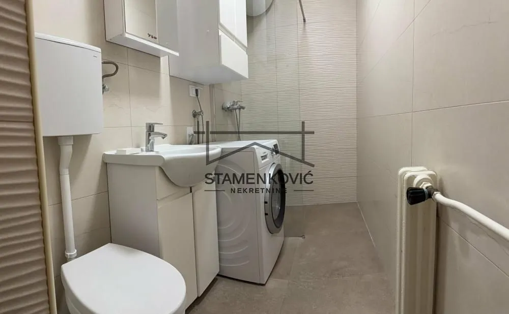 Izdavanje, dvosoban stan, 57m², Sajam, Novi Sad Sve Podlokacije