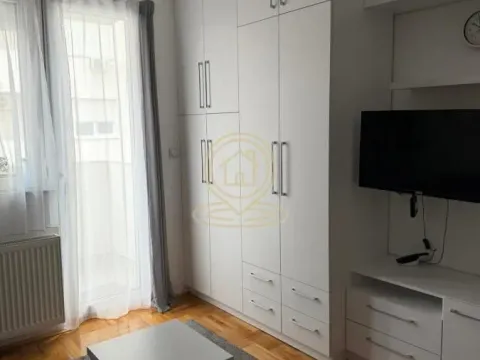 Izdavanje, dvosoban stan, 40m², Crveni Pevac, Niš - image 2