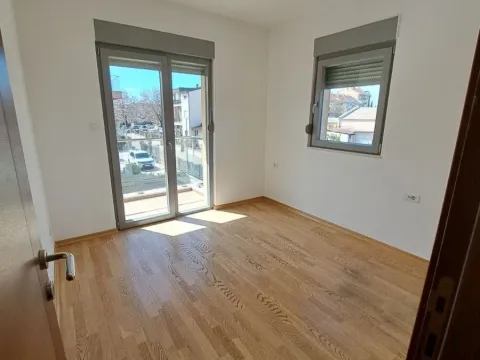 Rent, office space, 80m², Zabjelo, Podgorica - image 7