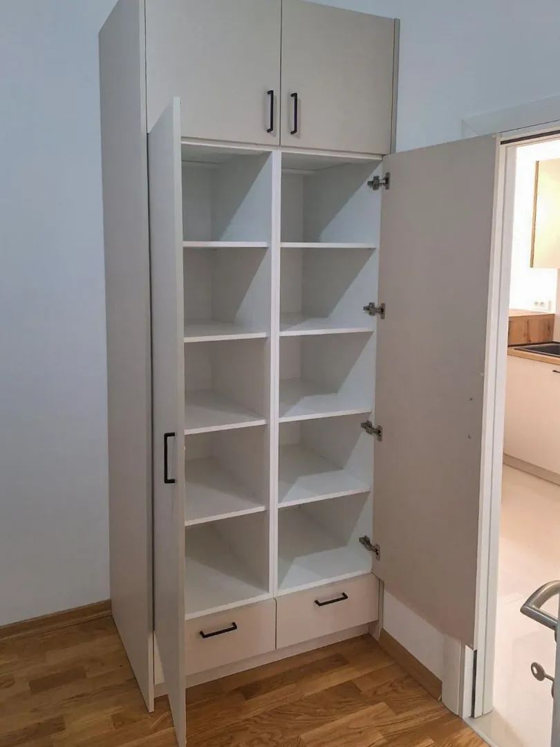 Izdavanje, dvosoban stan, 62m², Kumbor, Herceg Novi