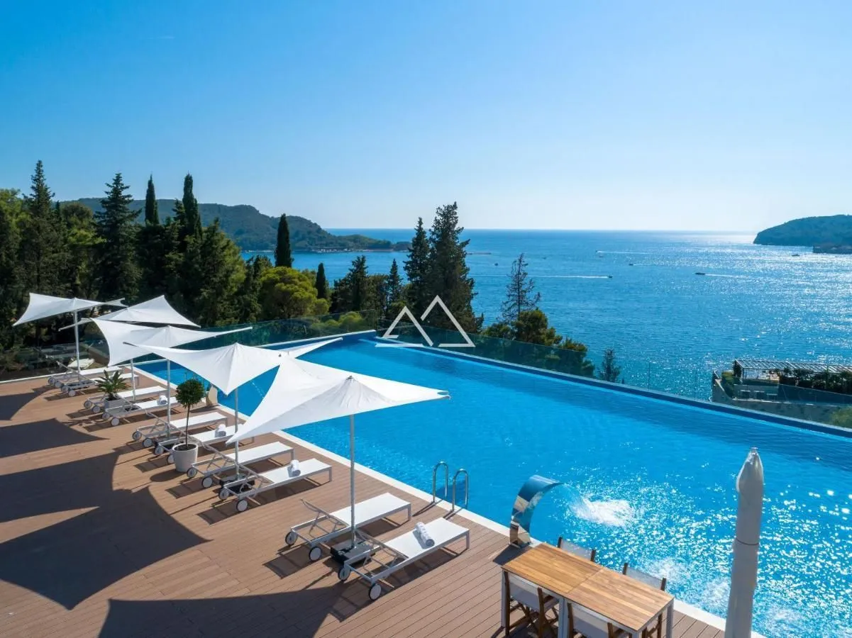 Sale, two bedroom apartment, 125m², Centar, Budva
