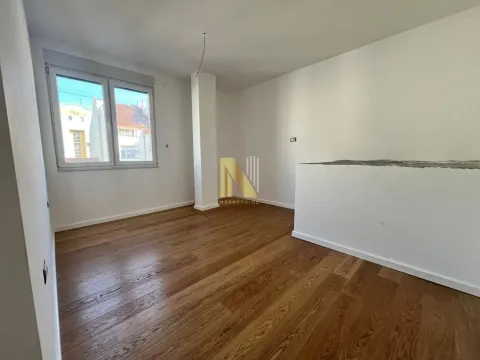 Prodaja, četvorosoban stan, 104m², Bulevar Oslobodjenja, Novi Sad Sve Podlokacije - image 14