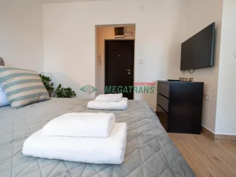 Izdavanje, stan, 23m², Sajam, Novi Sad Sve Podlokacije - image 10