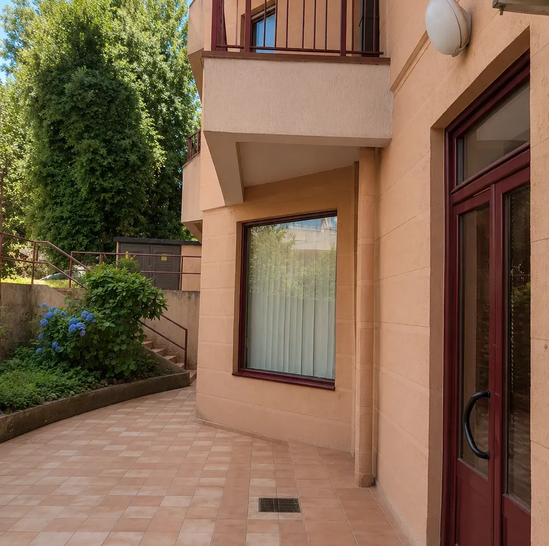 Rent, office space, 35m², Preko Morače, Podgorica