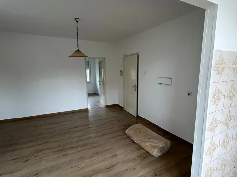 Prodaja, dvosoban stan, 65m², Centar, Nikšić - image 4