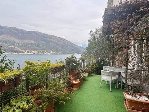 Prodaja, trosoban stan, 180m², Lepetani, Tivat - image 22