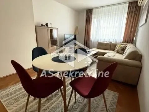 Izdavanje, stan, 37m², Palilula Sve Podlokacije, Beograd - image 10
