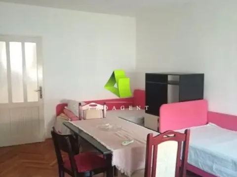 Izdavanje, četvorosoban stan, 132m², Medijana, Niš - image 7