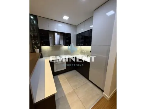 Rent, two bedroom apartment, 58m², Zemun Centar, Zemun Sve Podlokacije - image 5